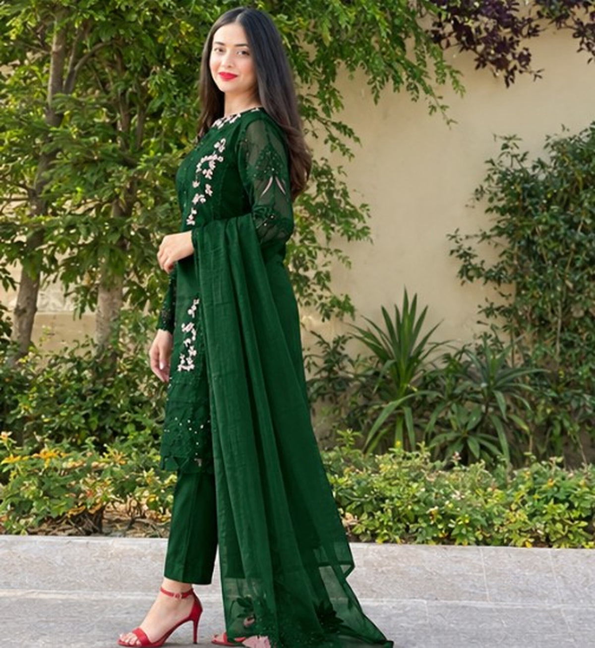 Embroidered Emerald Green Dhanak 3-Piece Unstitched Suit
