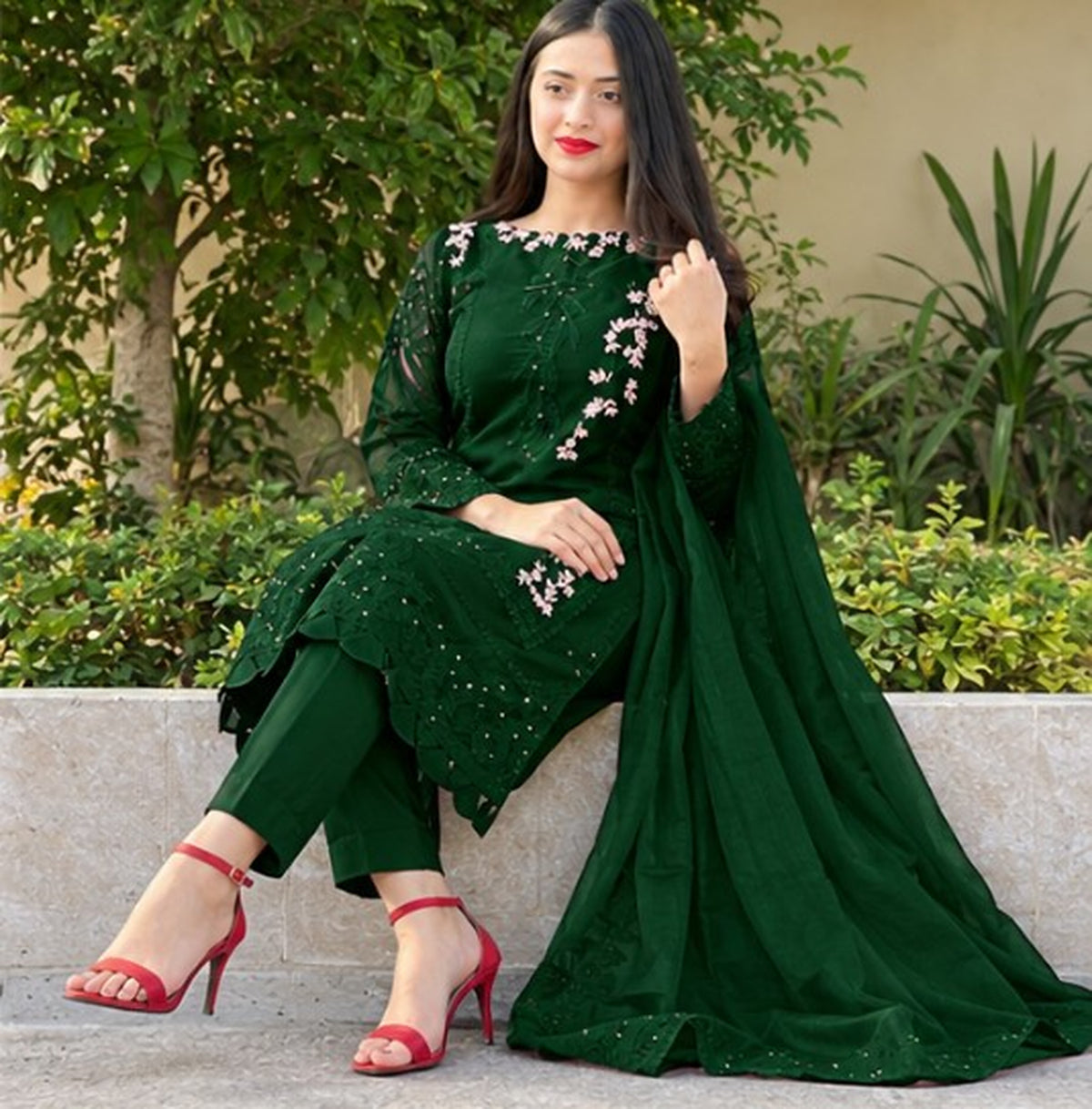 Embroidered Emerald Green Dhanak 3-Piece Unstitched Suit