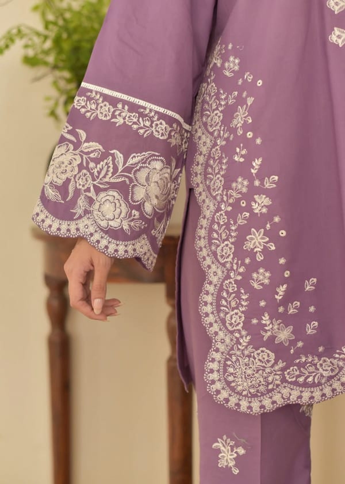 Embroidered Lilac Lavender Dhanak 3-Piece Unstitched Suit