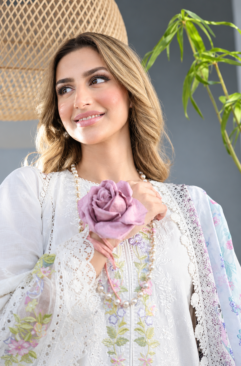 Embroidered Off-White Dhanak 3-Piece Unstitched Suit